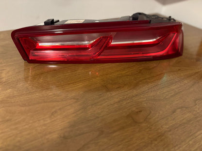 Calavera Derecha Chevrolet Camaro 16-18 Usado Original