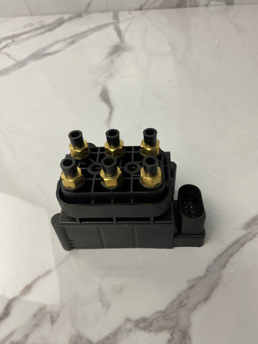 Bloque Valvulas Suspension Aire Jeep Grandcherokee Wk2 11-19